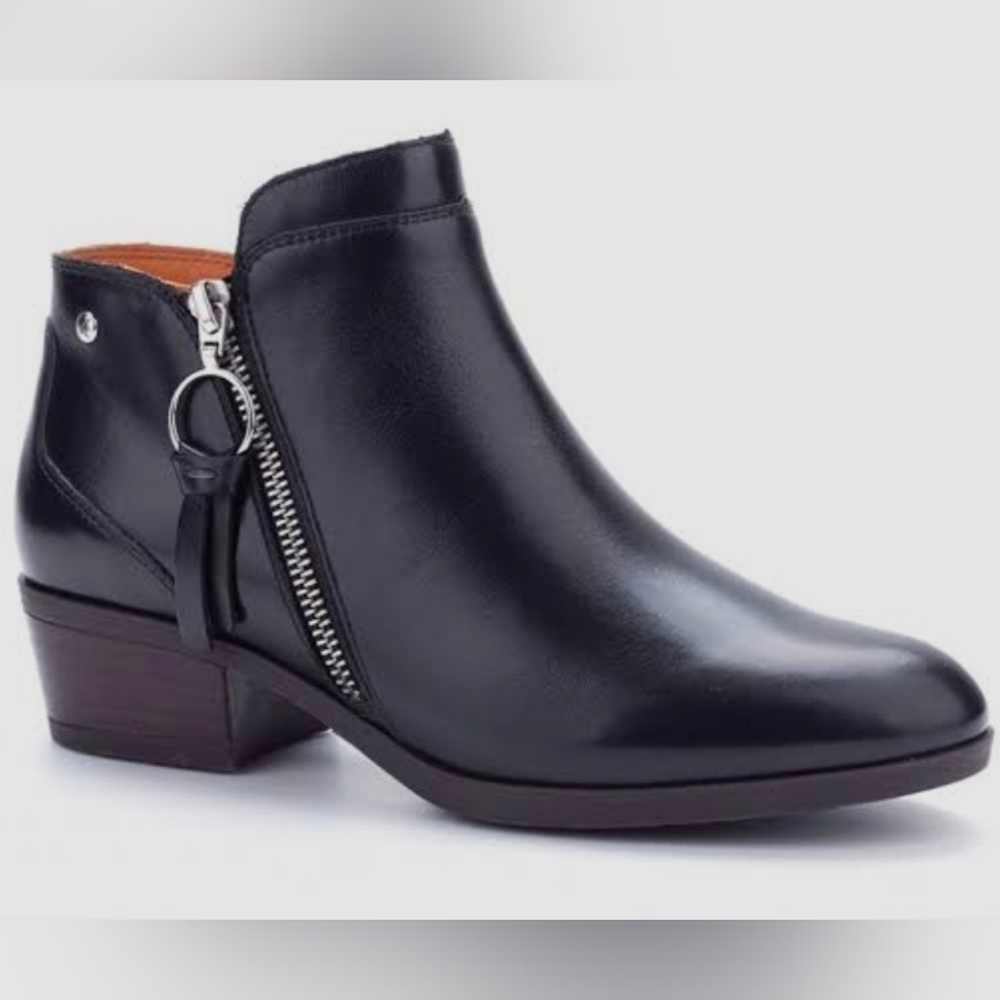 EUC - Pikolinos Ankle Boots - Size (37)